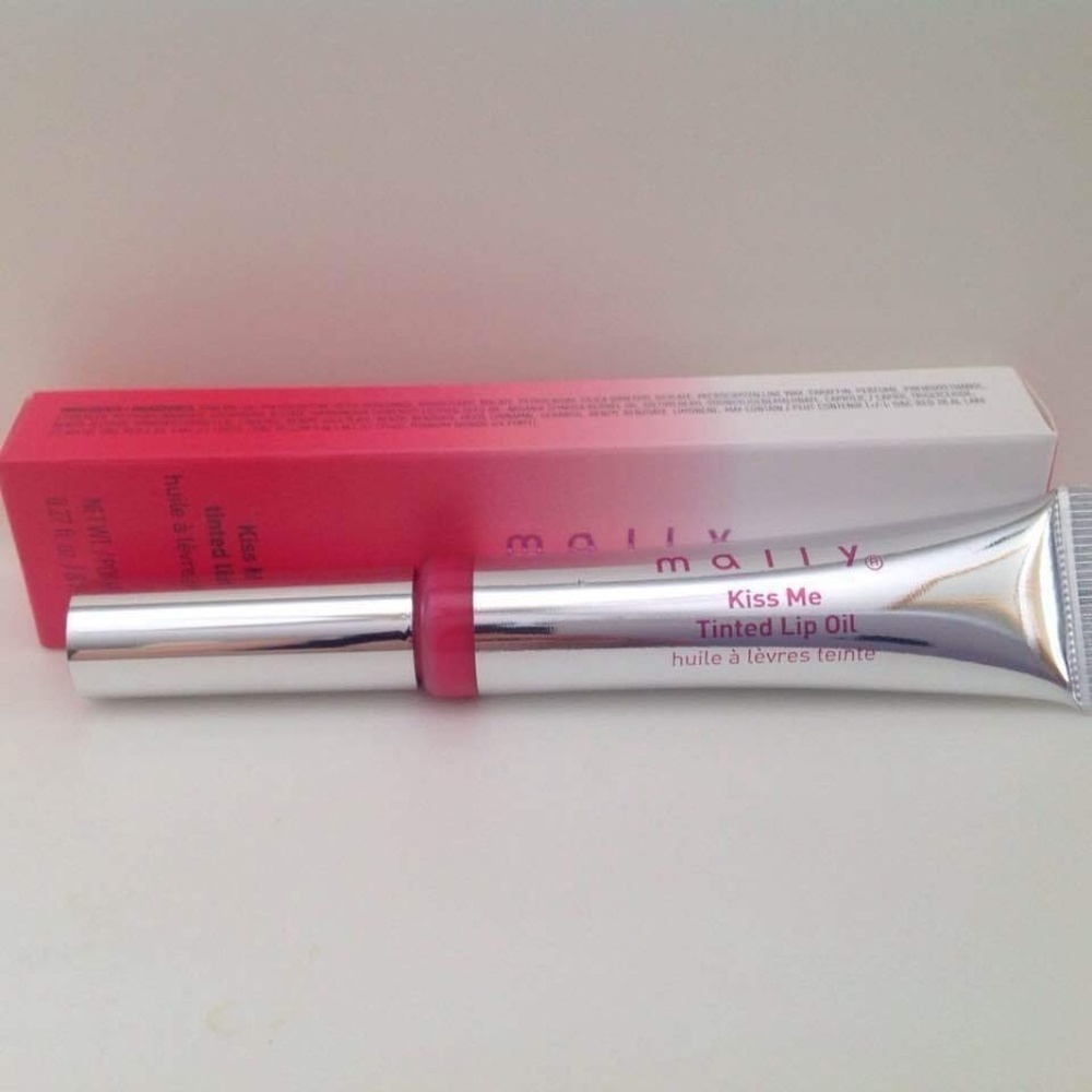 Mally Kiss Me Tinted Lip Oil in What a Melon - BRAND NEW IN BOX.